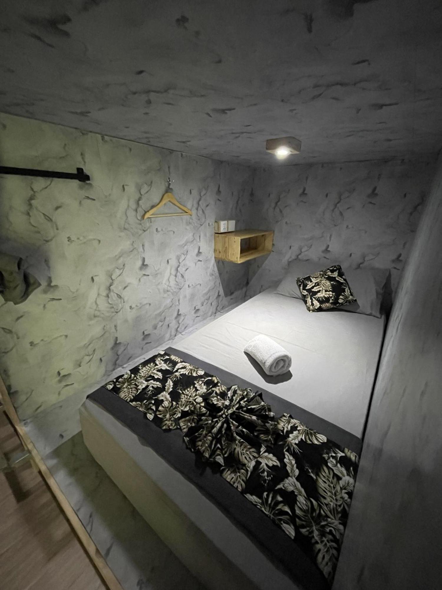 Pedidi Penida Hostel Batununggul Екстер'єр фото