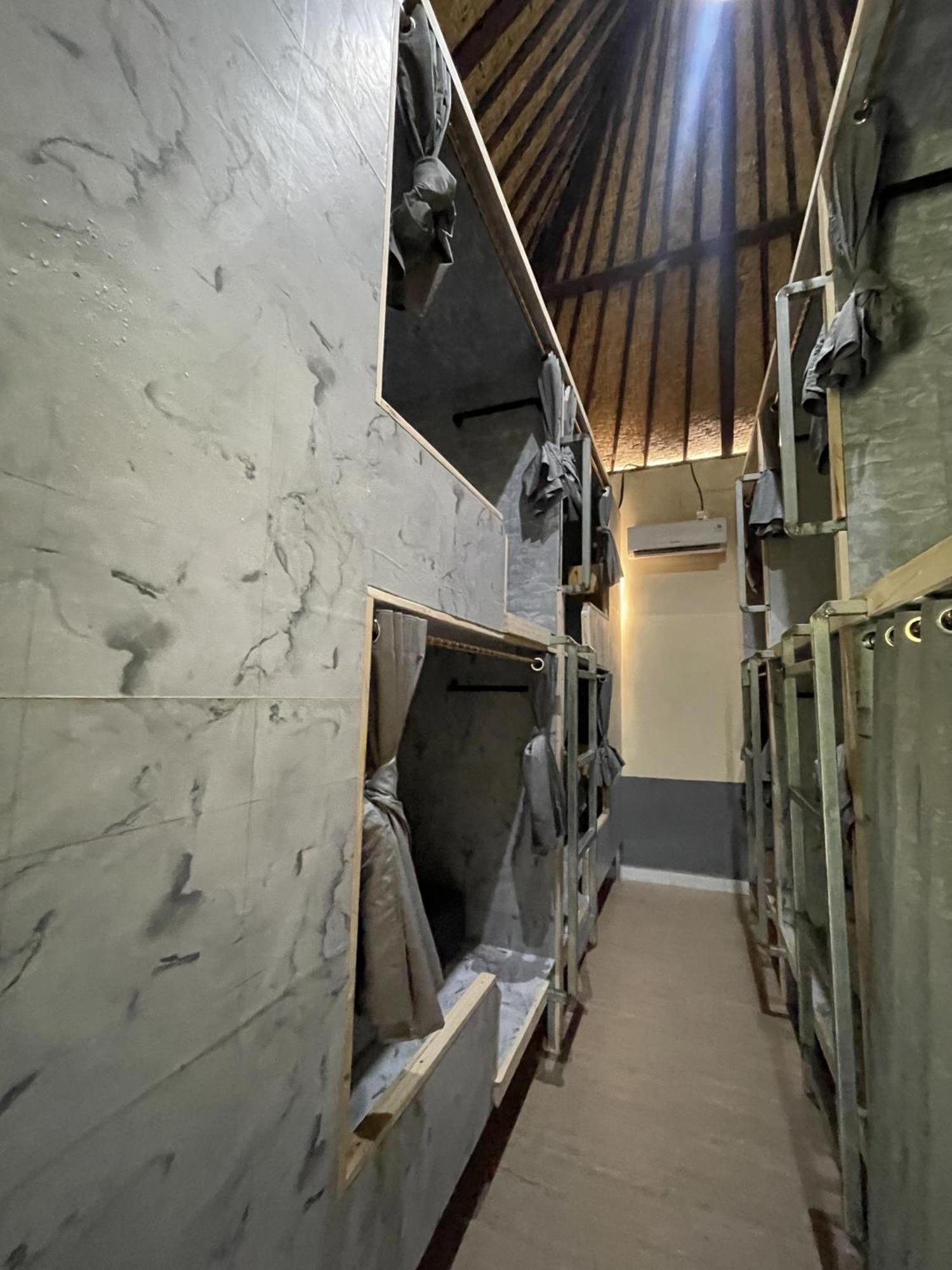 Pedidi Penida Hostel Batununggul Екстер'єр фото
