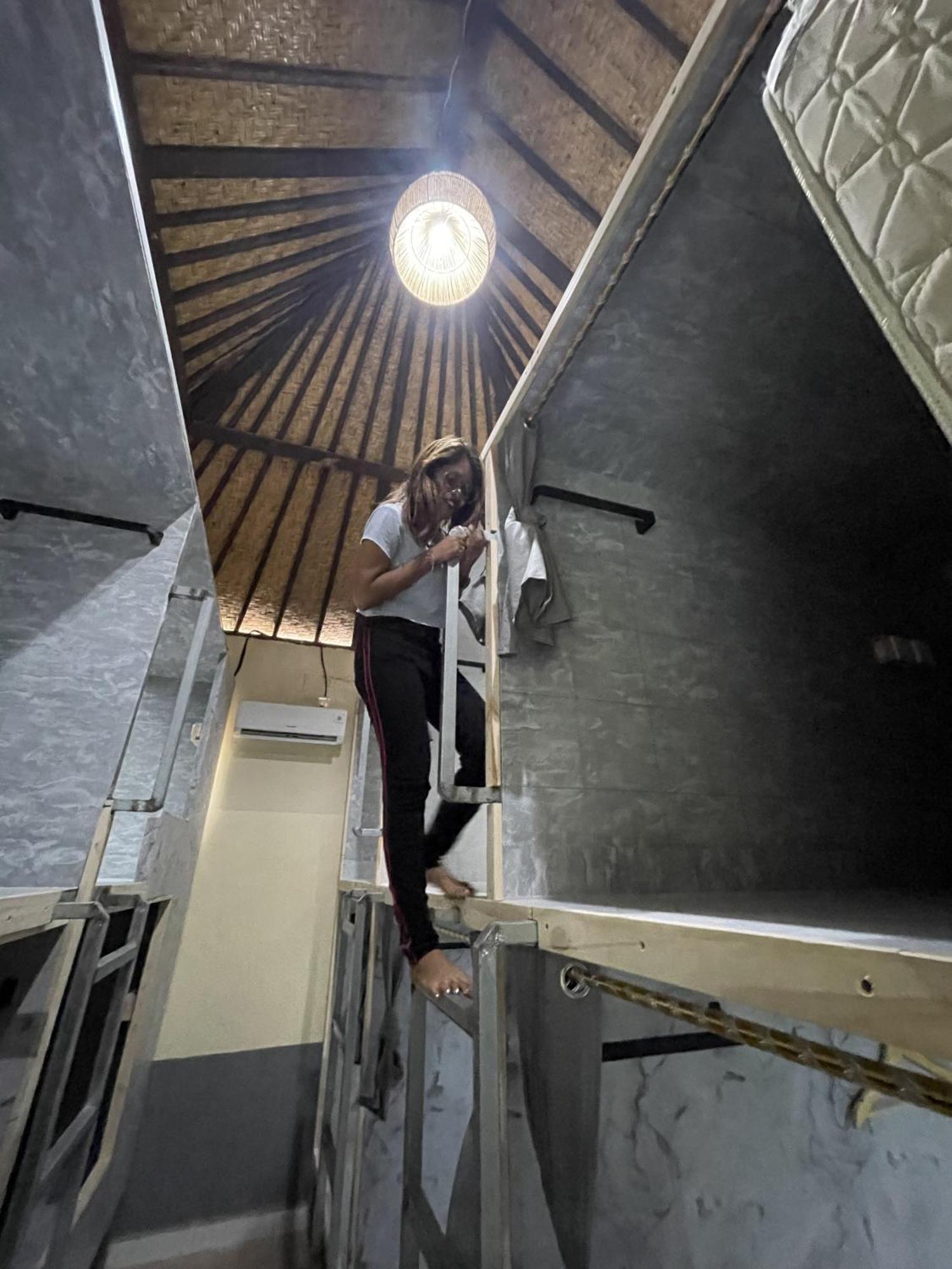 Pedidi Penida Hostel Batununggul Екстер'єр фото