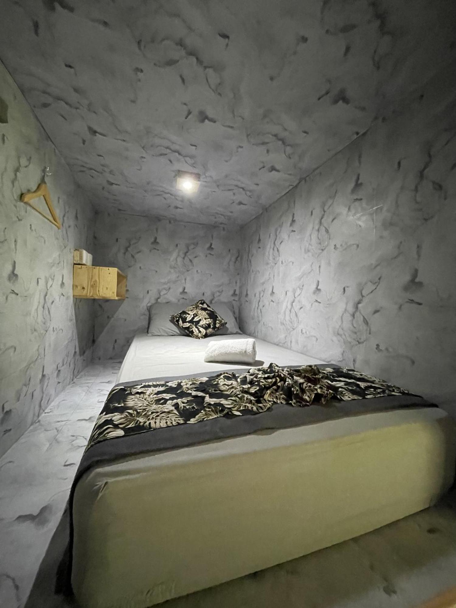 Pedidi Penida Hostel Batununggul Екстер'єр фото